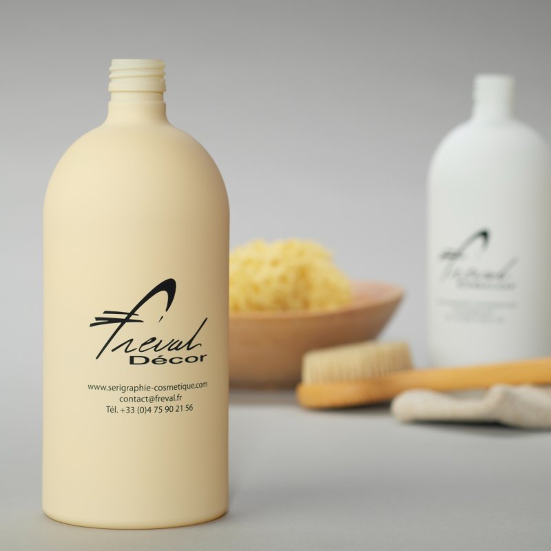 Lacquering and screen printing for PET& RPET bottles