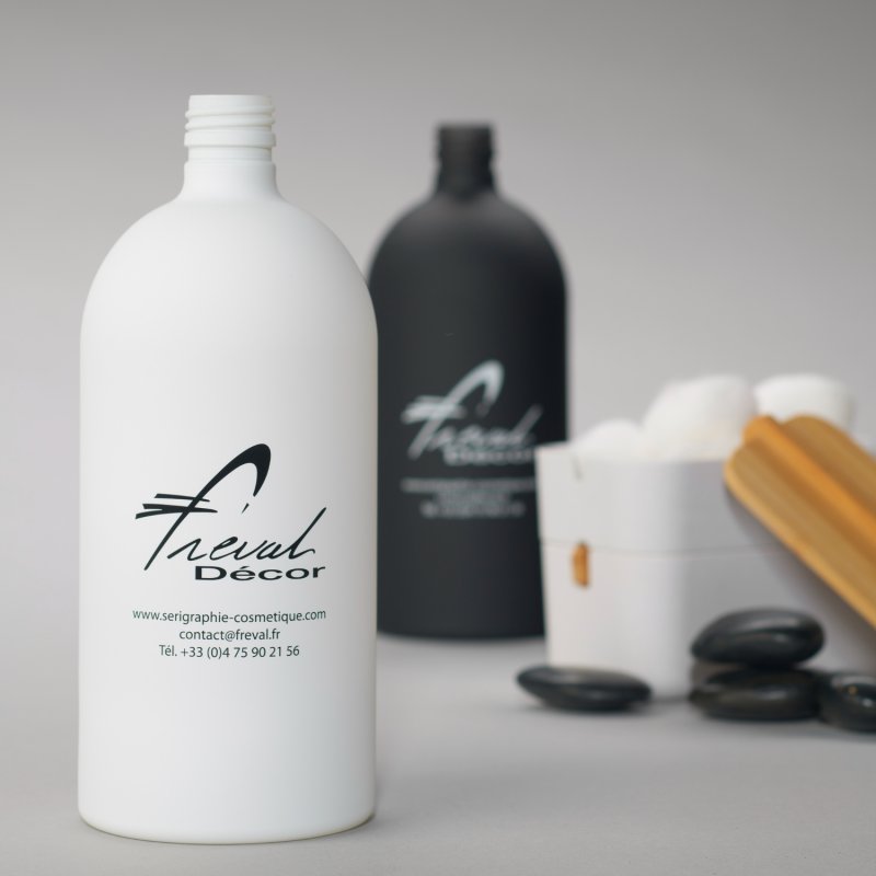 Lacquering and screen printing for PET& RPET bottles